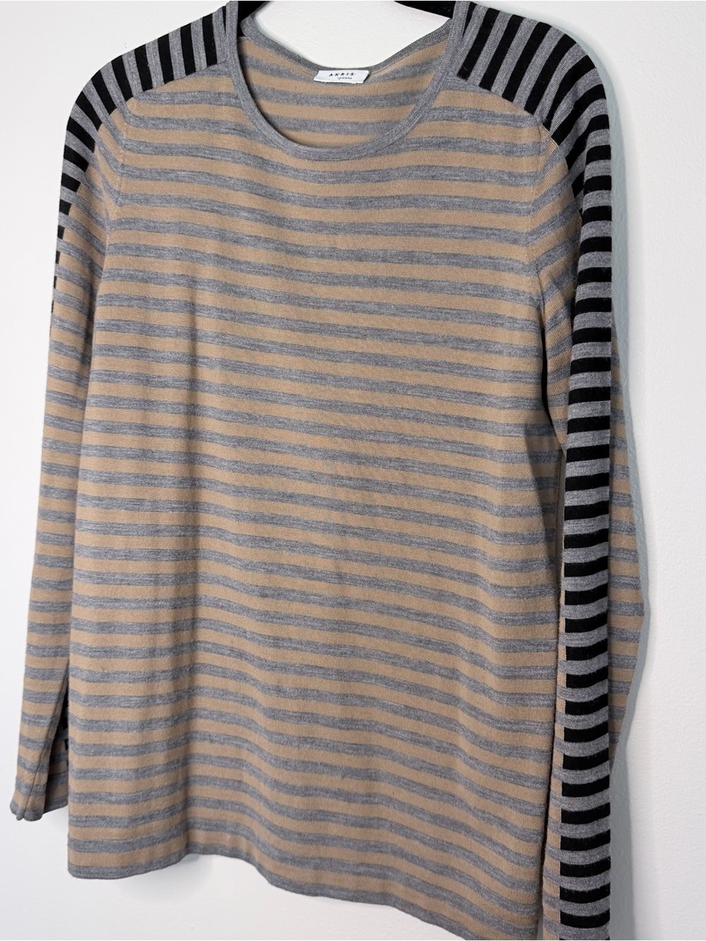 Women’s Akris Striped Long-Sleeve Sweater Beige & Gray